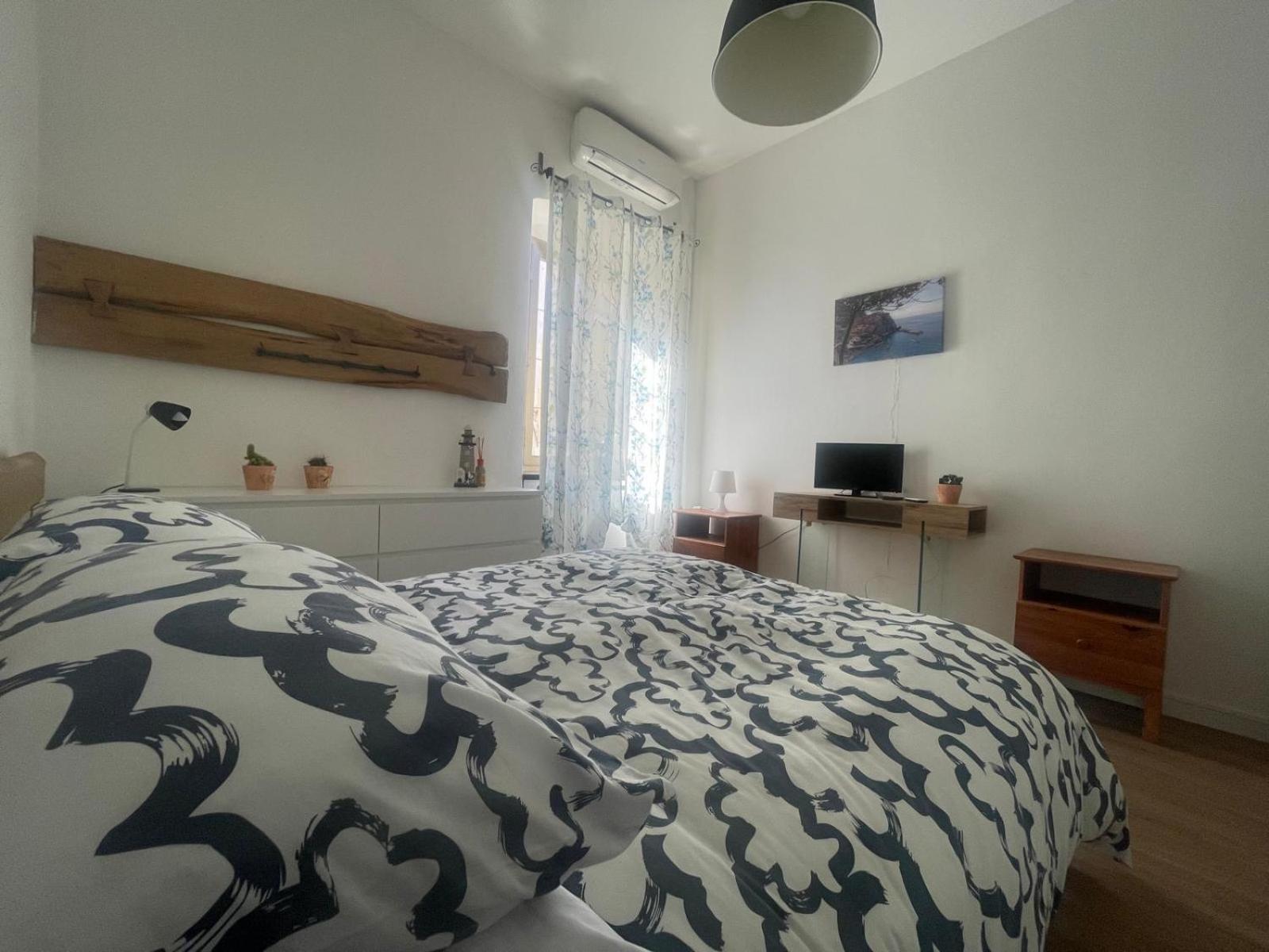 Orizzonte - 5 Terre, Via Fratelli Rosselli 11, Centro Storico-Stazione Centrale Con 2 Camere Da Letto لا سبيتسْيا المظهر الخارجي الصورة